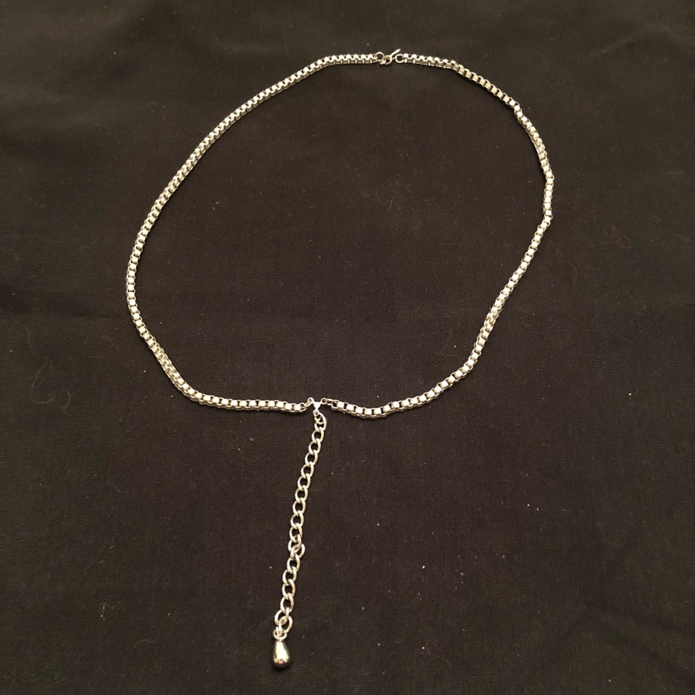 A Silver Metal Y Necklace
